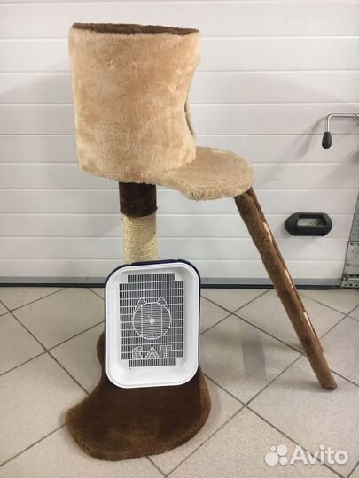 Домик для кошки с когтеточкой бу