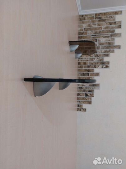 Полка настенная стеклянная