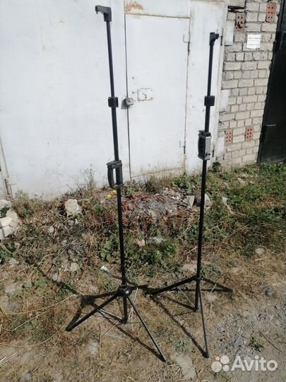 Стойка для экрана проектора, микрофон, хромакей