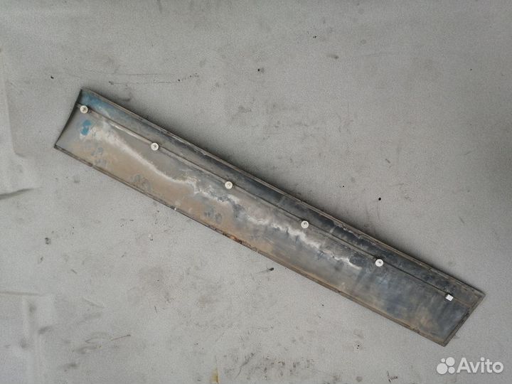 Молдинг (накладка) двери передней для ваз 2114-15