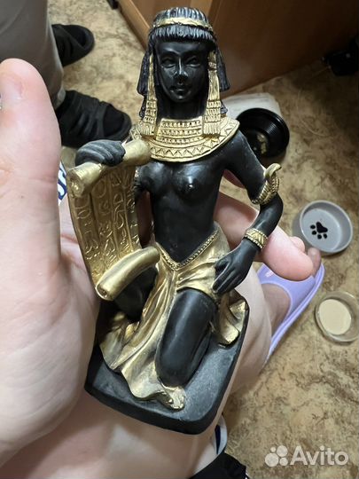 Египетская статуэтка