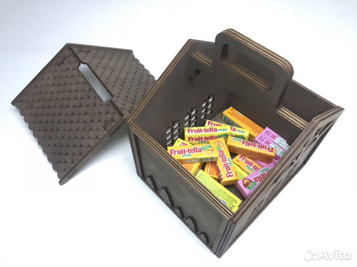 Коробочка подарочная новогодняя