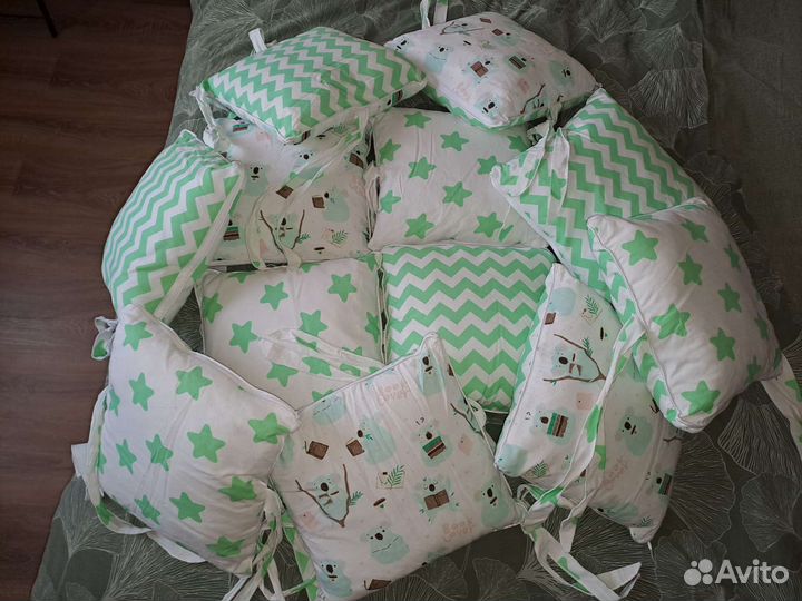 Бортики в детскую кроватку+коврик