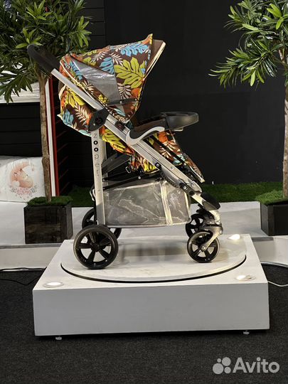 Прогулочная коляска Zooper Z9 Flowers