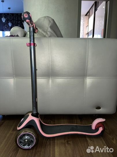 Самокат трехколесный globber primo plus