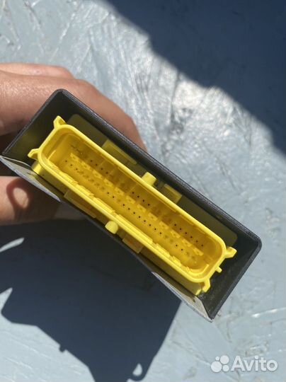 Блок управление AirBag volkswagen polo 5