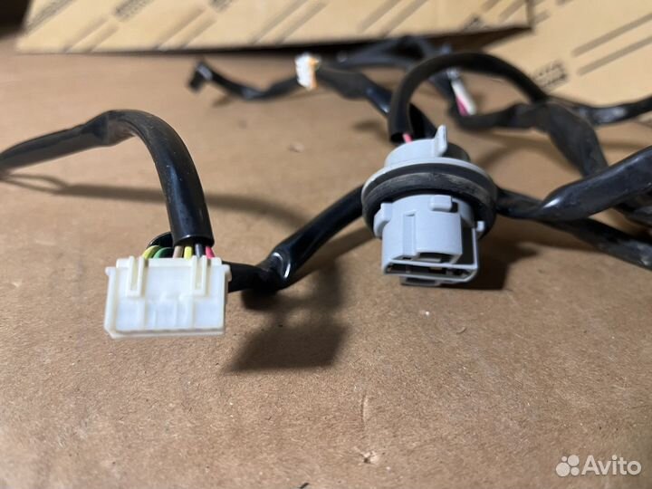 Проводка фары Toyota Camry 70