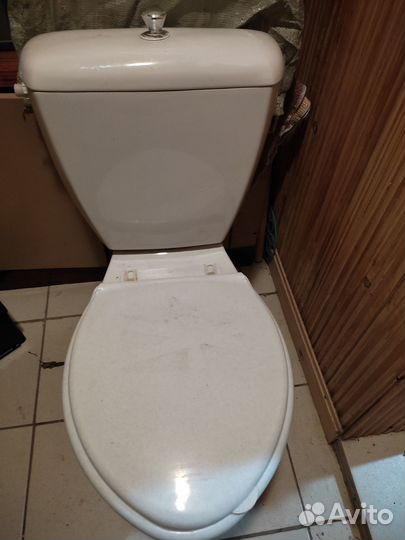 Унитаз с бачком бу
