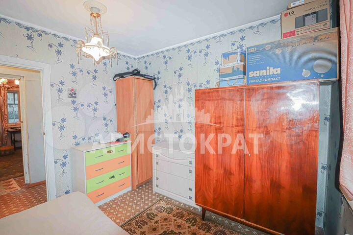 4-к. квартира, 80 м², 3/9 эт.
