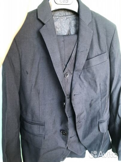 Школьный костюм для мальчика 122 серый