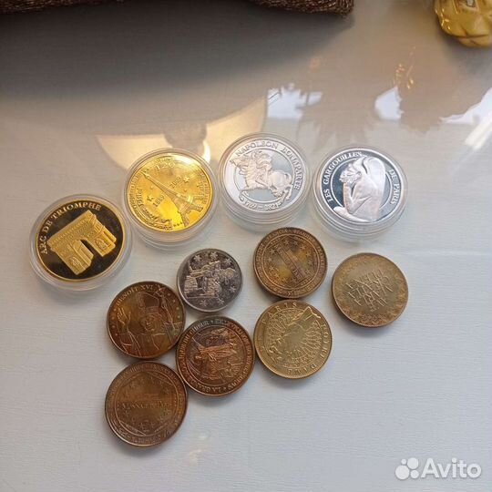 Сувенирные жетоны Франция