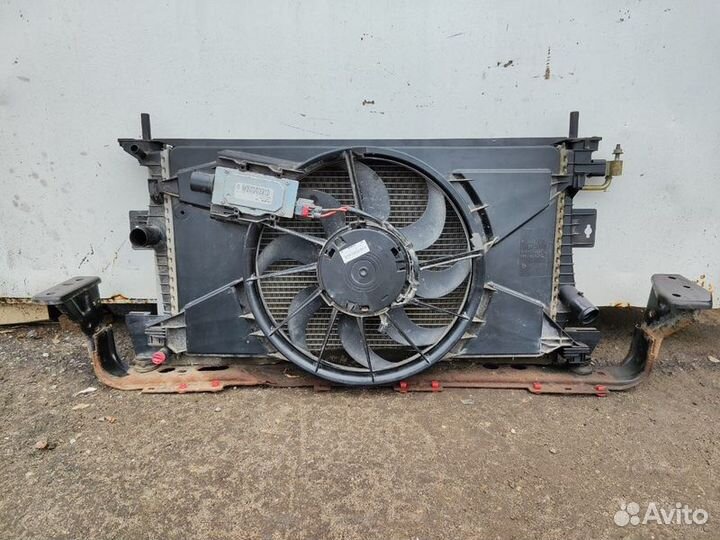 Кассета радиаторов Ford Focus 3 iqdb 2012