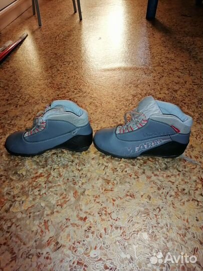 Беговые лыжи