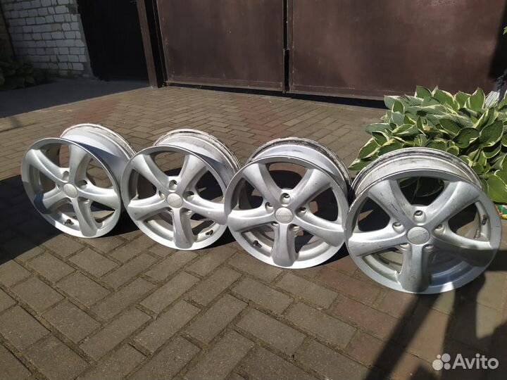 Литые диски R15