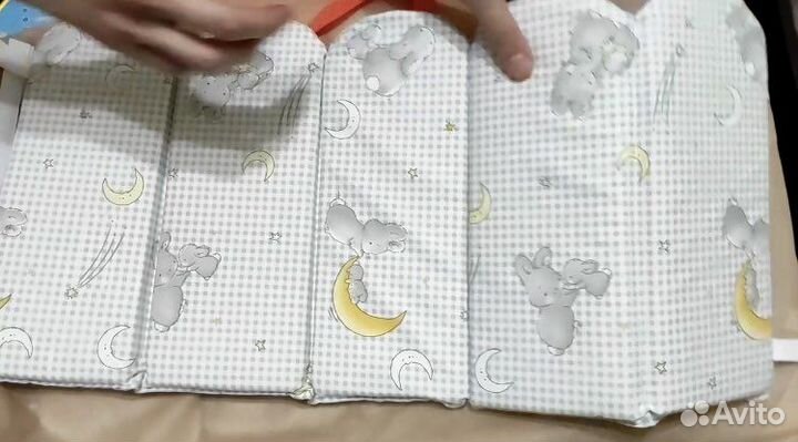 Бортики в детскую кроватку