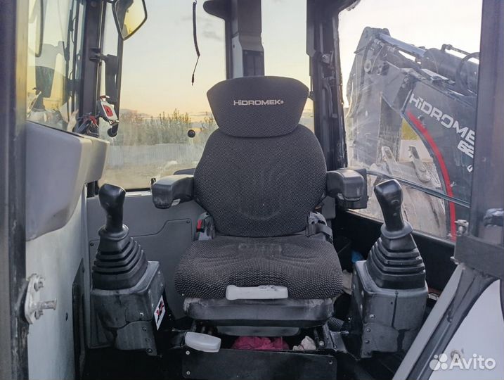 Экскаватор-погрузчик Hidromek HMK 62SS, 2020