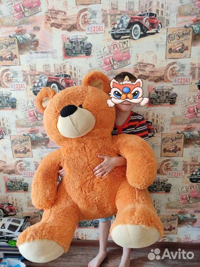 Плюшевый медведь