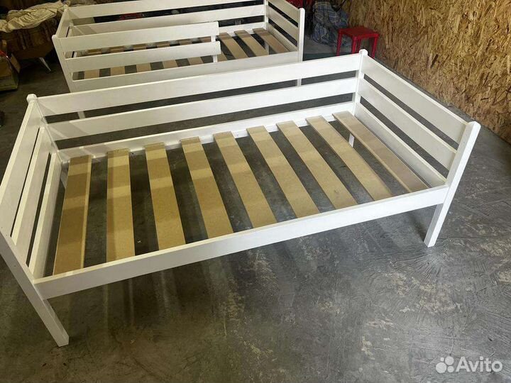 Детская кровать с матрасом 16080