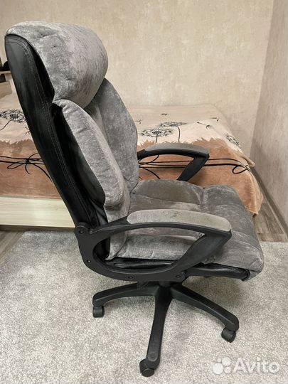 Компьютерное кресло