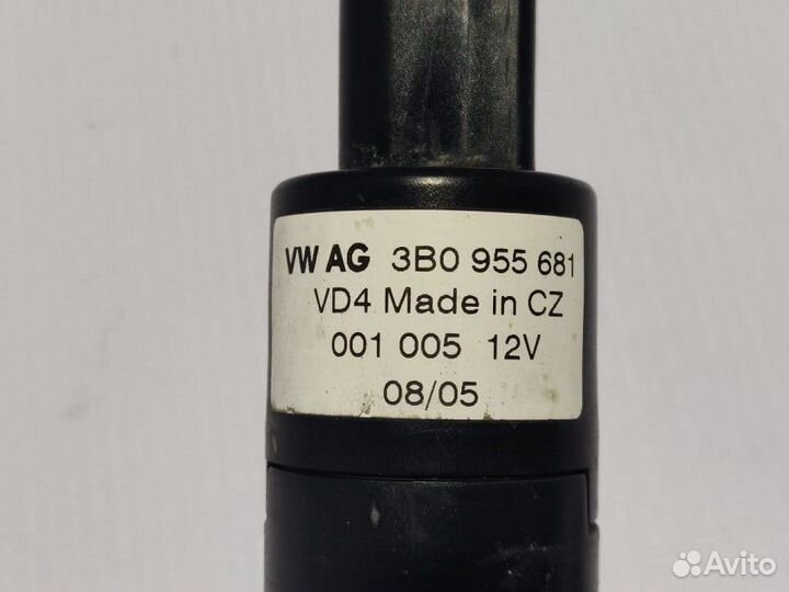 Насос омывателя Porsche Cayenne 955 M48 2005