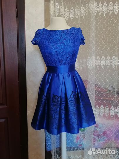 Вечернее платье