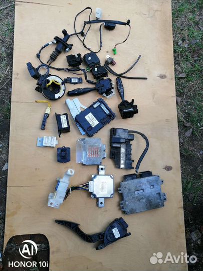 Запчасти suzuki grand vitara