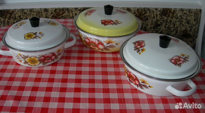Набор эмалированный с деколью, сковорода