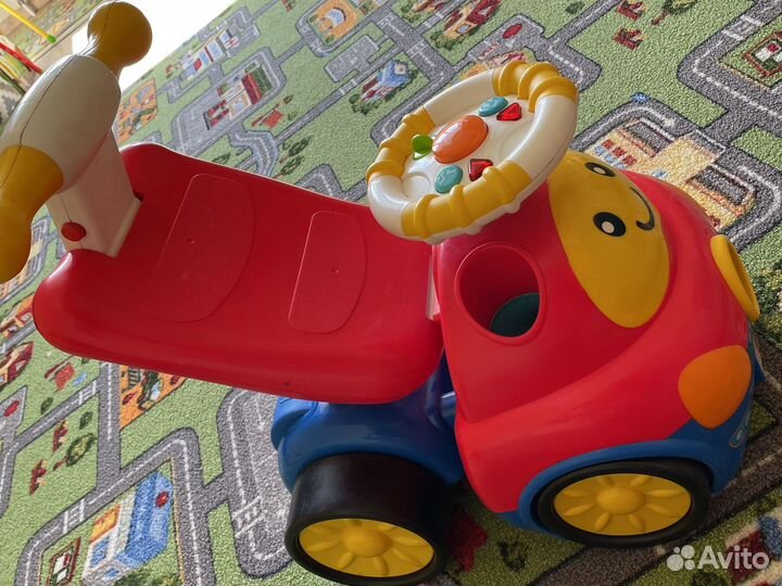 Машинка каталка толокар