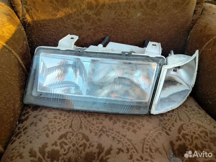 Фара левая ваз 2110
