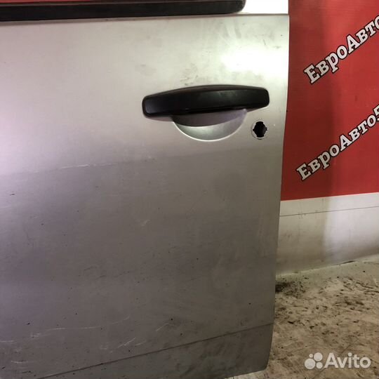 Передняя левая дверь Renault Logan 1