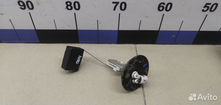 Датчик уровня топлива RAV 4 2013