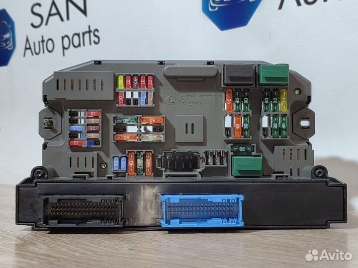 Блок предохранителей Bmw X5 E70 N52B30AF 2008