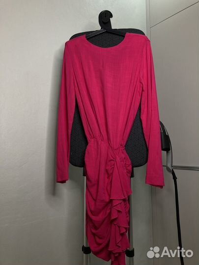 Платье с открытой спиной