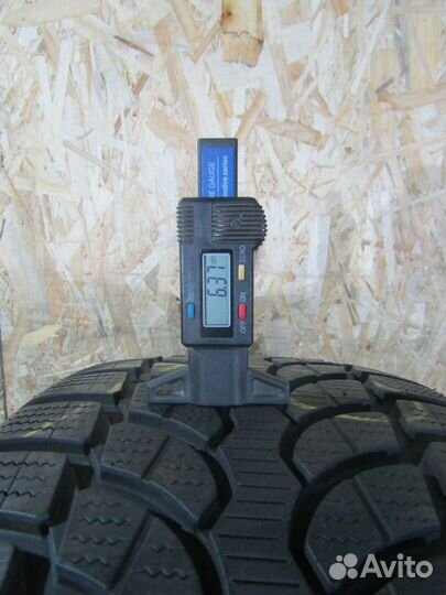 Bridgestone Blizzak LM-32 255/45 R18