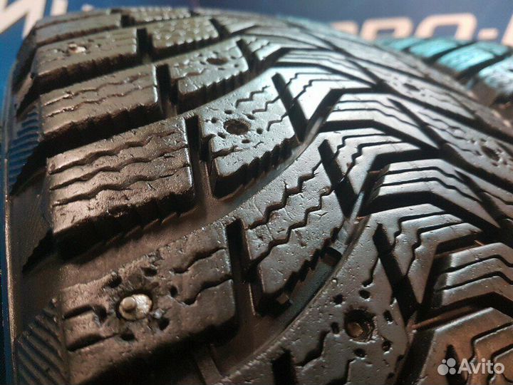 Michelin X-Ice North 3 215/60 R16