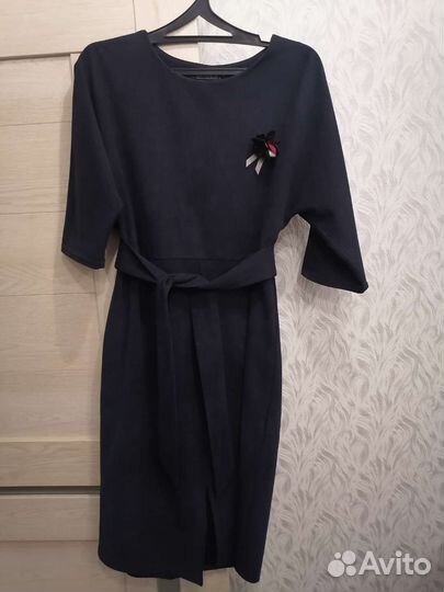 Платья женские 50-52