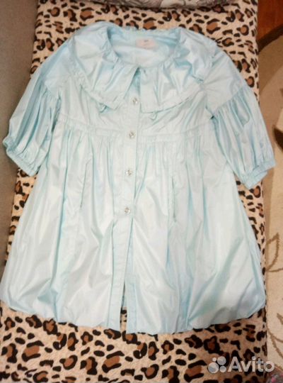 Легкий плащ