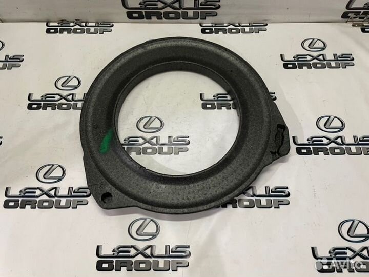 Абсорбер запасного колеса зад. Land Rover Range Ro