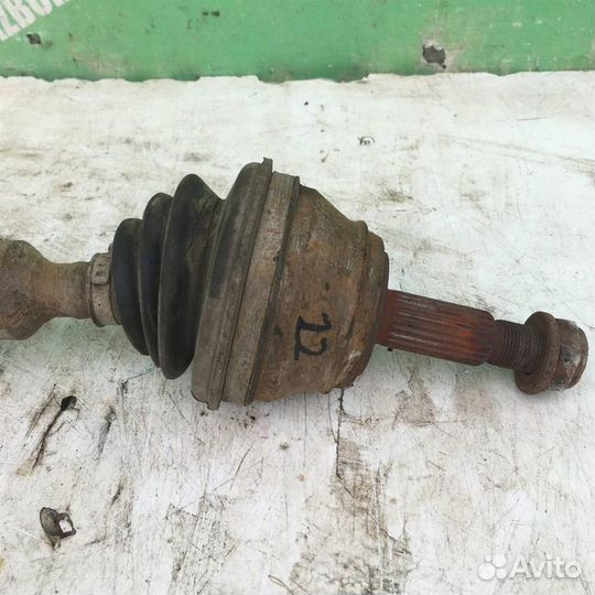 Полуось передняя правая Фольксваген Пассат Б3