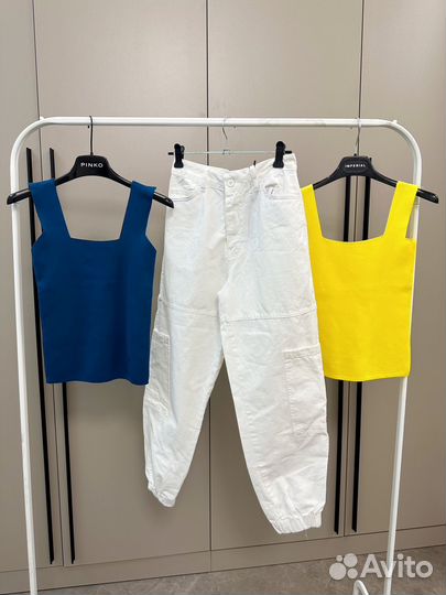 Новые топы и джинсы уника разные цвета