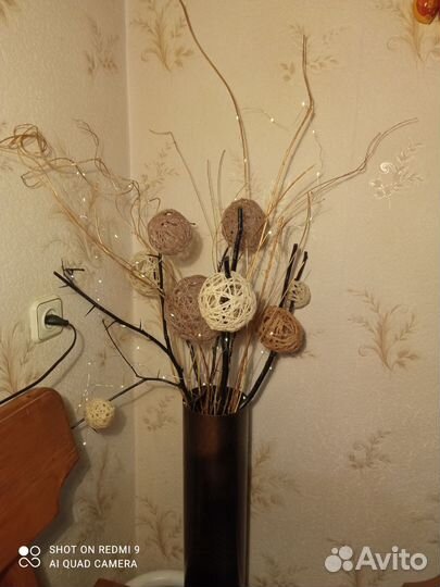 Экибана в вазе напольная