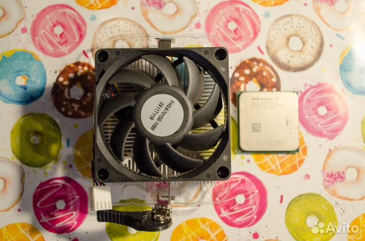 Процессор AMD Athlon X4 640+боксовый кулер