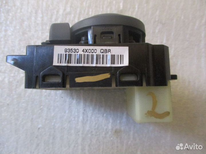 Кнопка регулировки зеркал Kia Rio 3 (UB\QB)