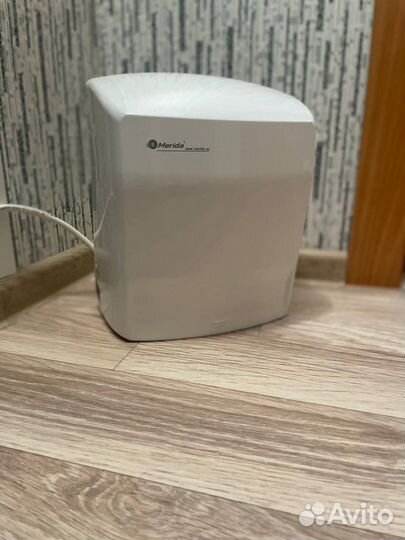 Сушилка для рук Merida m88a plus