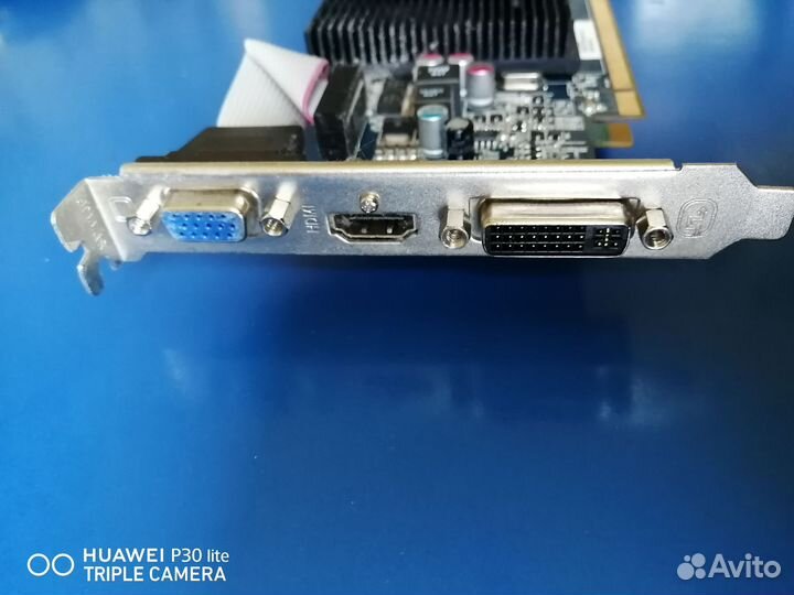 Видеокарта radeon HD 5570 1GB