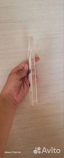 Чехол на iPhone 13