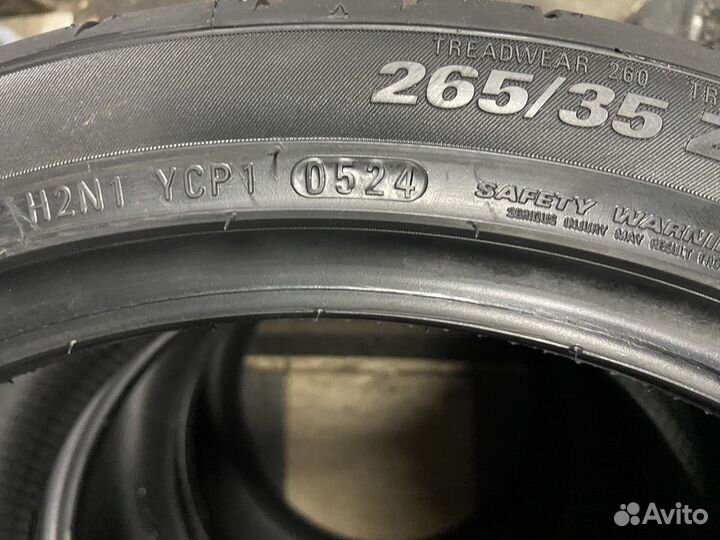 Kumho Ecsta PS91 245/40 R18 и 265/35 R18 97Y