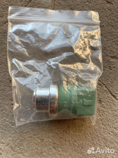 Температурный датчик renault 27039