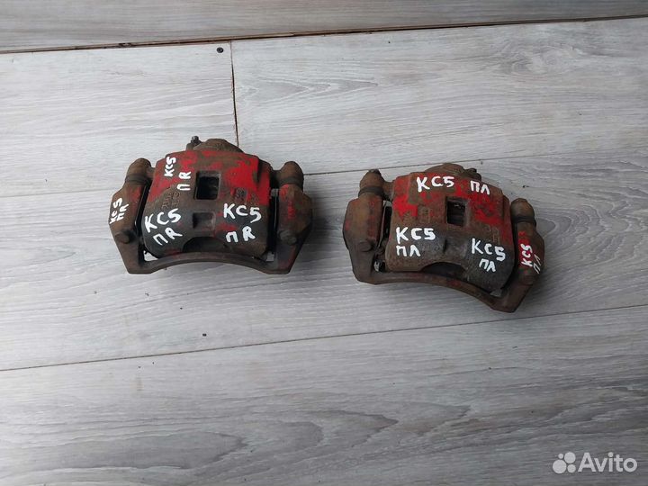 Суппорт передний Kia spectra левый / правый