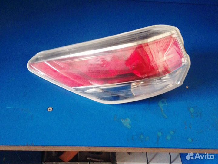 Highlander 3 U50 задние фонари